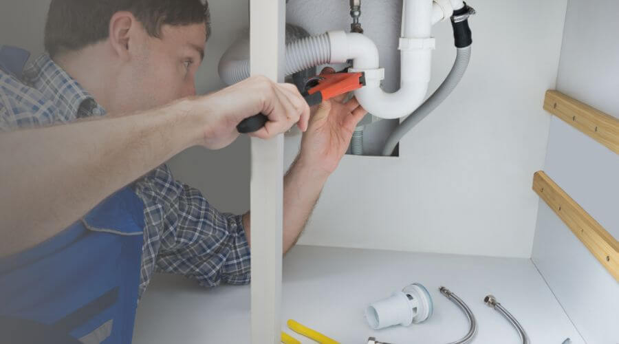 Local annual plumbing maintenance in North Henderson, IL